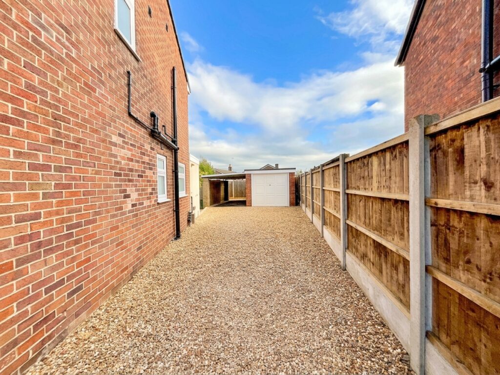 Heather Crescent, Stoke-On-Trent, ST3