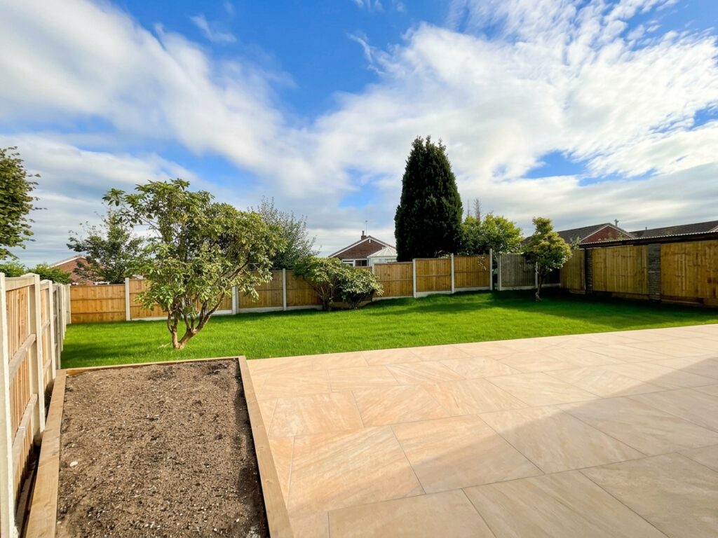 Heather Crescent, Stoke-On-Trent, ST3