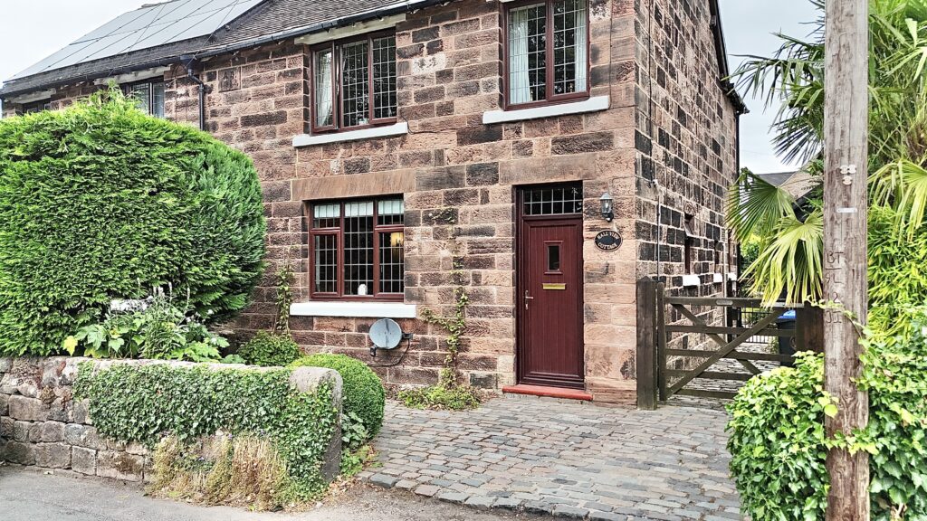 Whiston, Black Lane, ST10