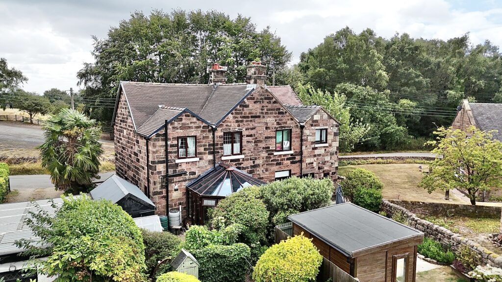 Whiston, Black Lane, ST10