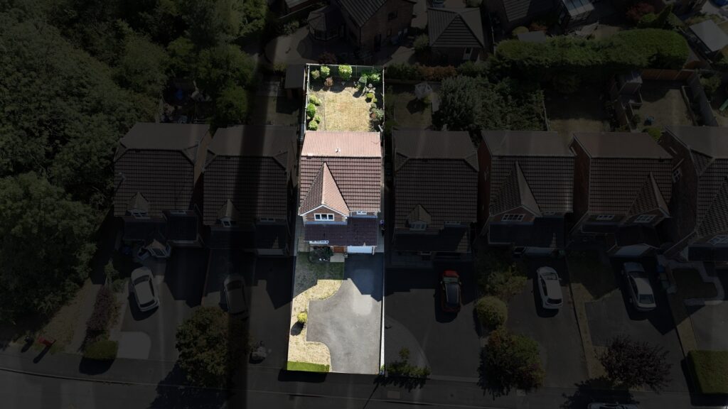 Mercer Avenue, Stone, ST15