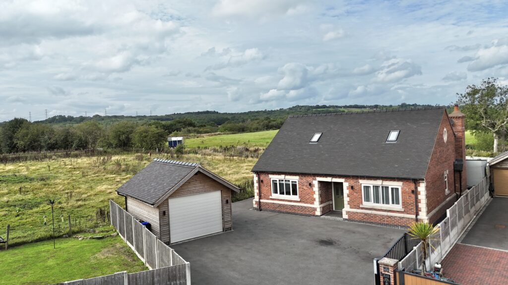 Moss Close, Dilhorne, ST10