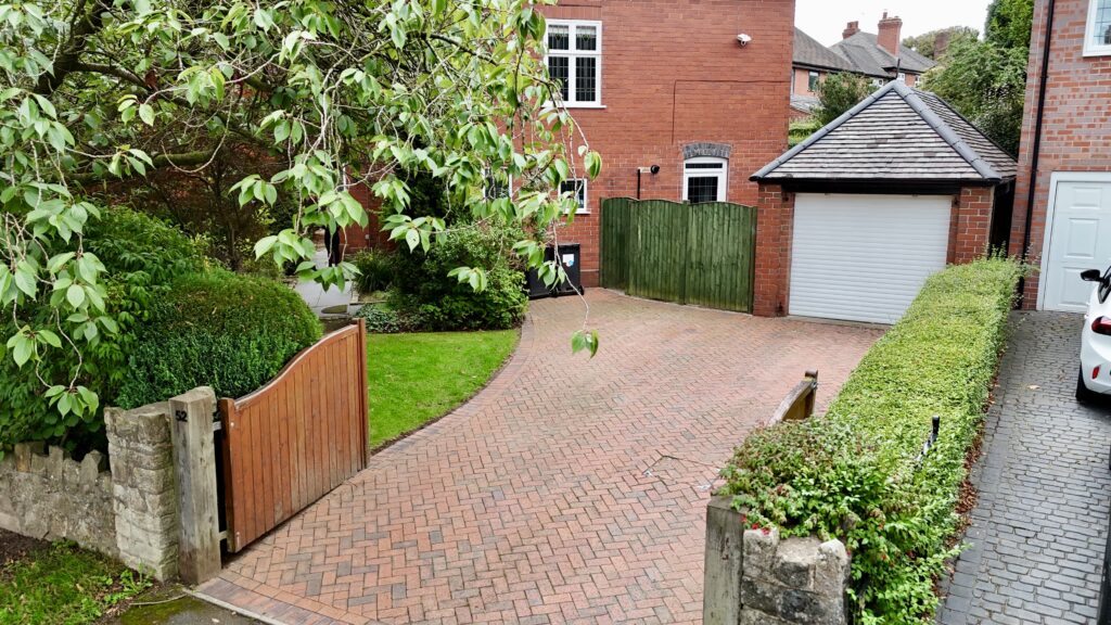 Abbots Way, Newcastle, ST5