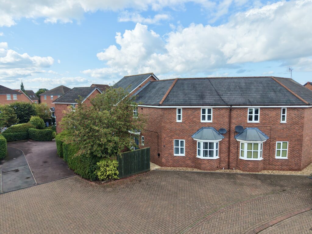 Golden Hill, Weston, CW2