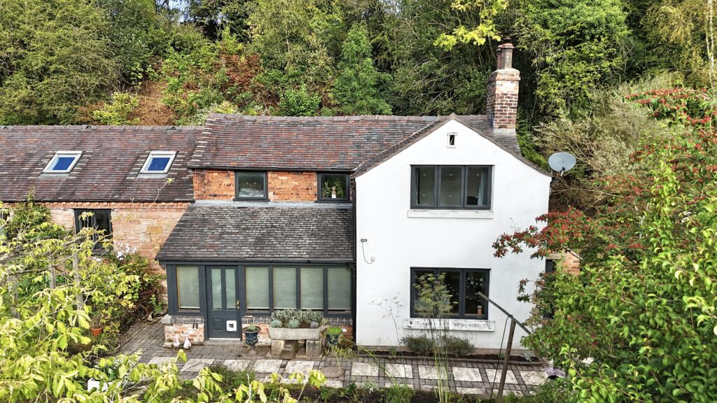 Foxt Road, Foxt, ST10
