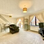 Melrose Avenue, Stone, ST15