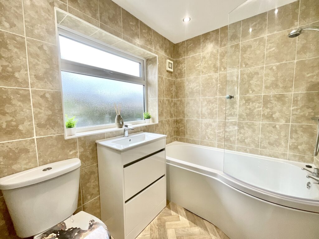 Churchill Avenue, Stoke-On-Trent, ST4