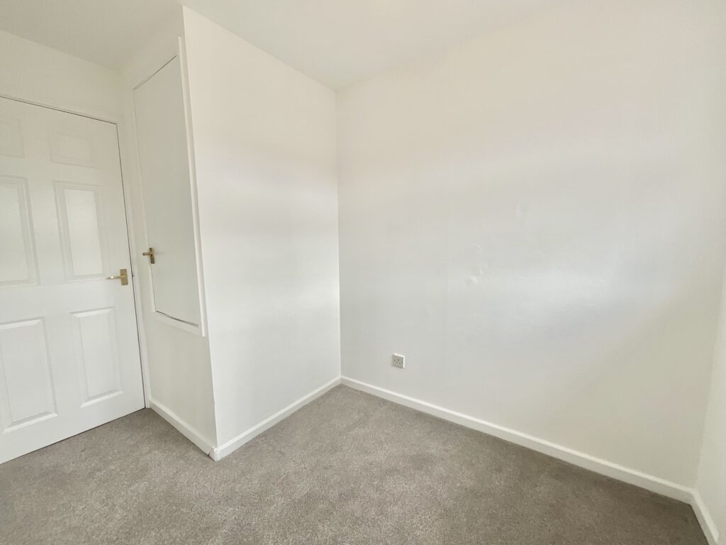 Redcar Road, Stoke-On-Trent, ST4