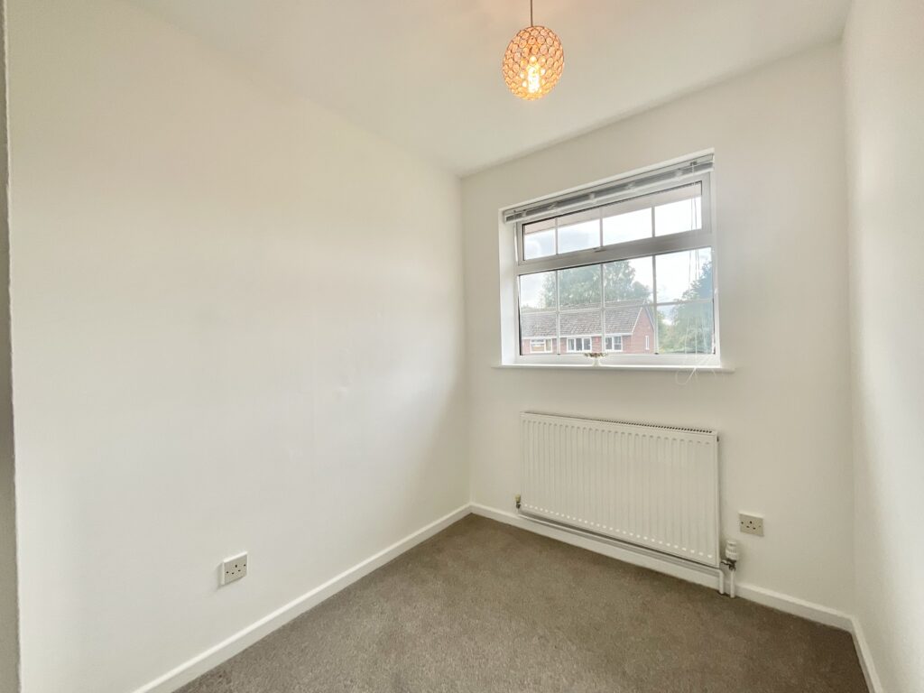 Redcar Road, Stoke-On-Trent, ST4