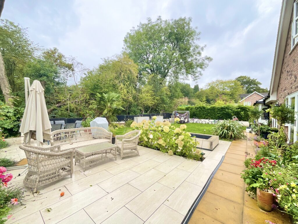 Dean Brook Drive, Bignall End, ST7