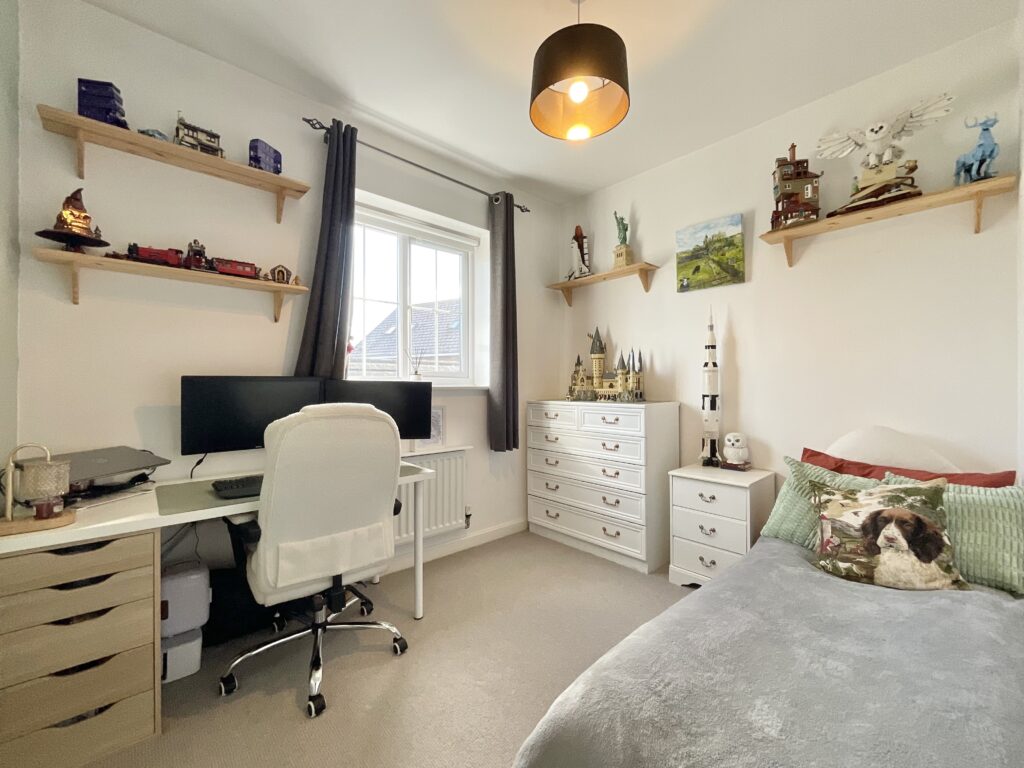 Abbey Park Way, Weston, CW2