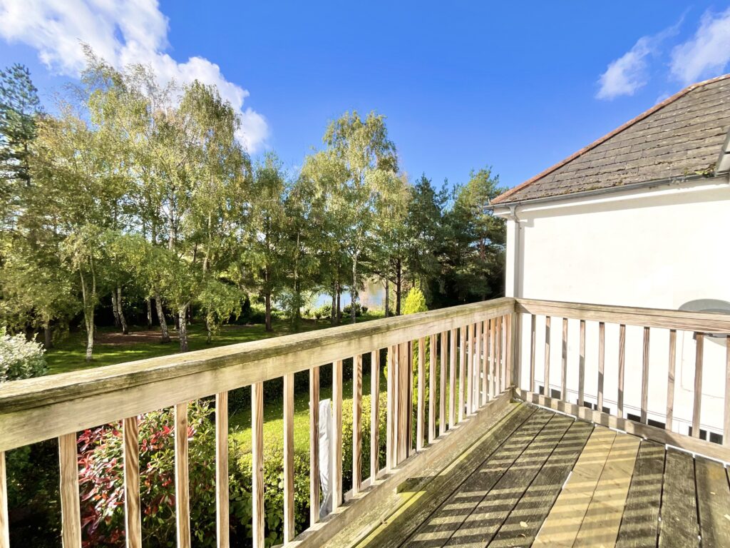 Kingswood Avenue, Weston, CW2