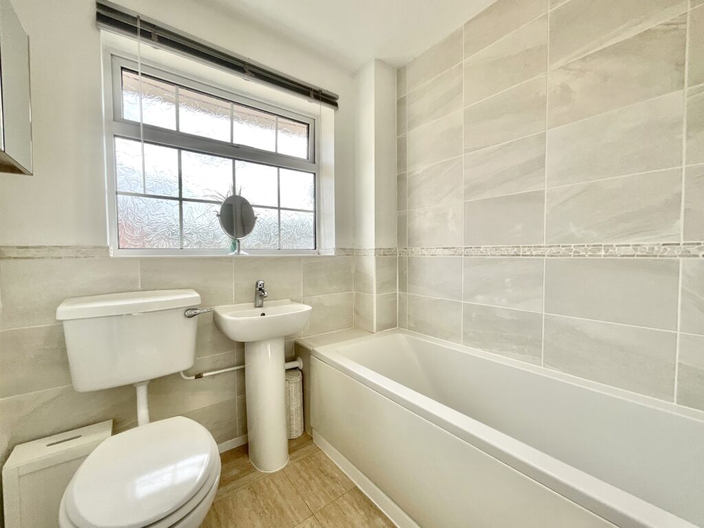 Redcar Road, Stoke-On-Trent, ST4