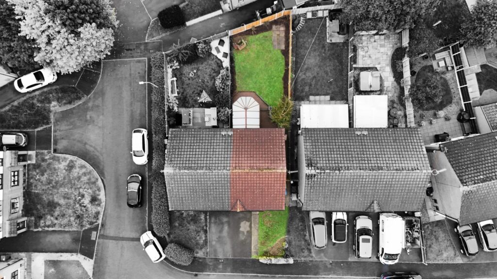 Melrose Avenue, Stone, ST15