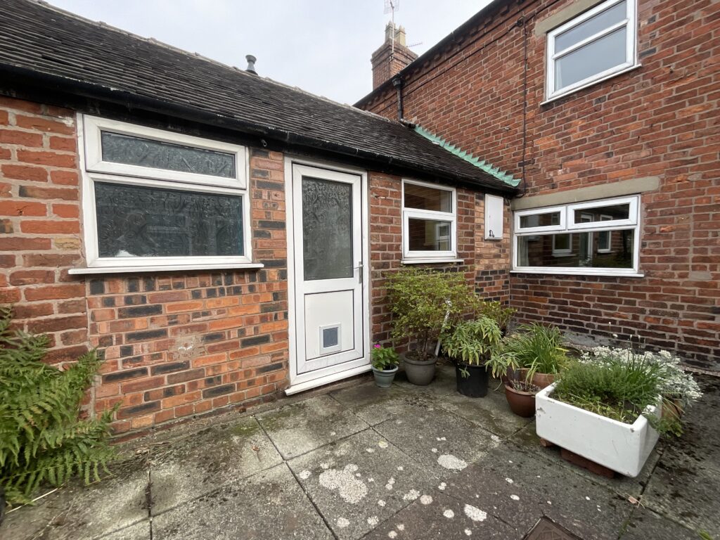 Old Road, Stone, ST15