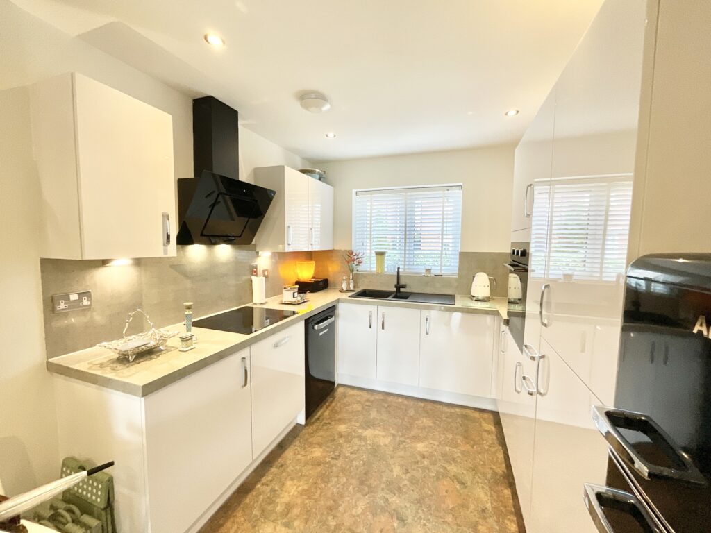 Roebuck Drive, Baldwins Gate, ST5
