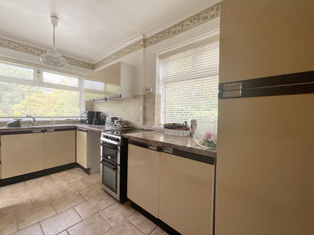 Nessina Grove, Wistaston, CW2