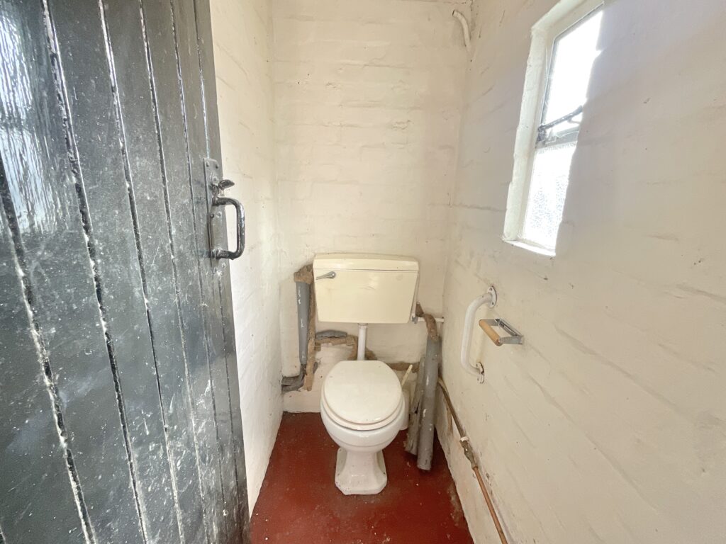 Barthomley Crescent, Crewe, CW2