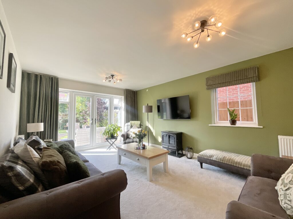 Gainsborough Drive, Henhull, CW5