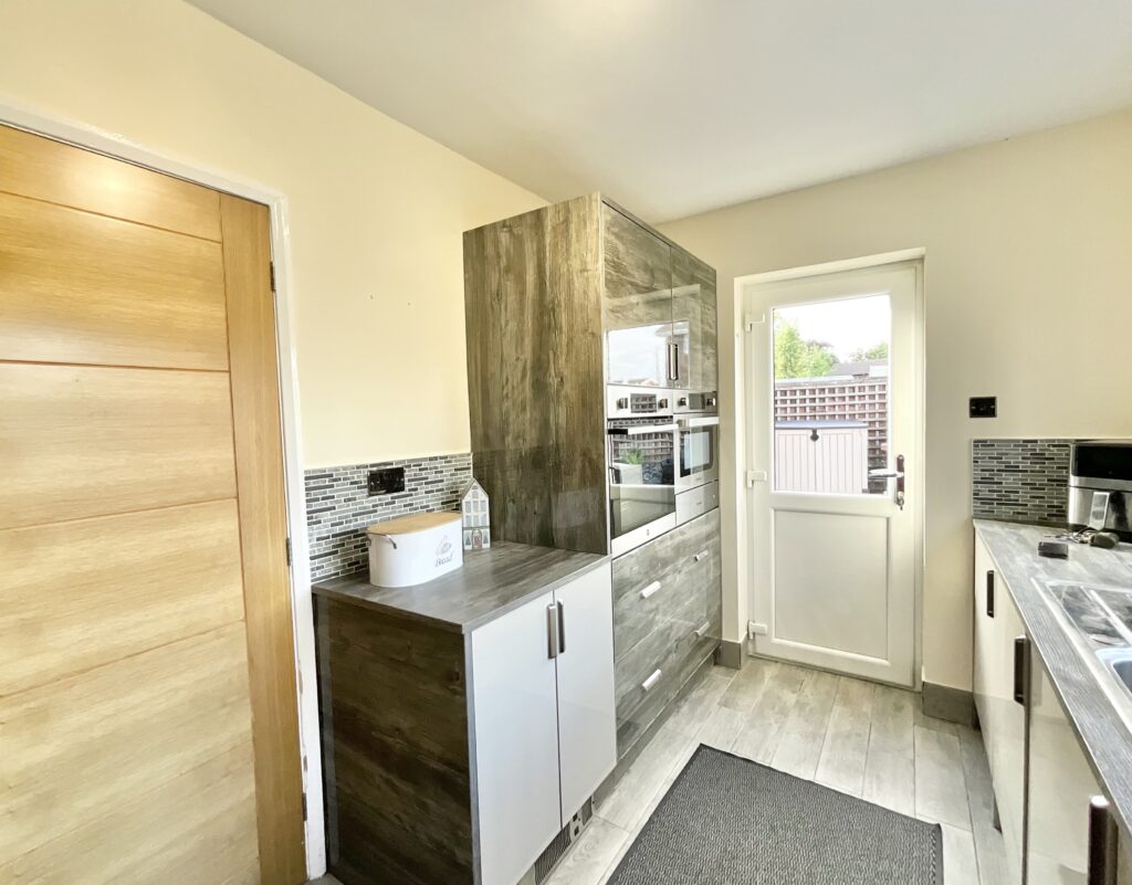 Crossfield Avenue, Blythe Bridge, ST11