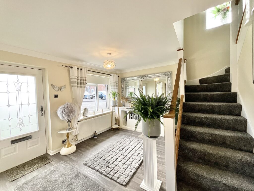 Crossfield Avenue, Blythe Bridge, ST11
