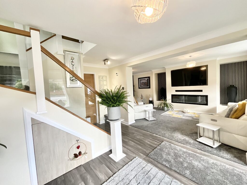 Crossfield Avenue, Blythe Bridge, ST11