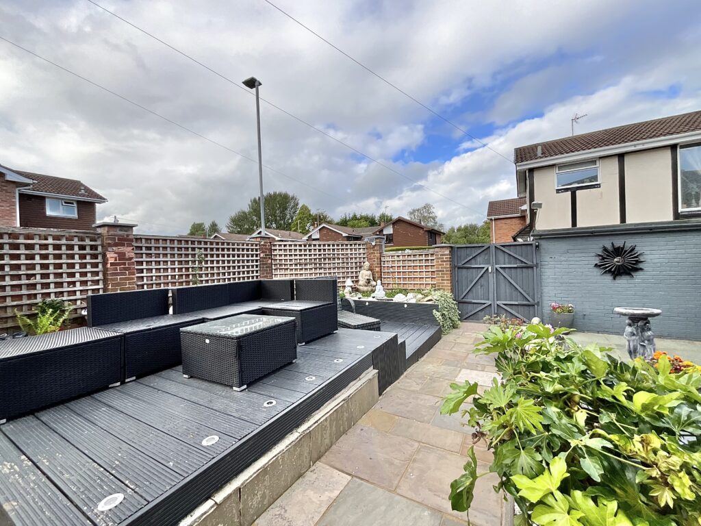 Crossfield Avenue, Blythe Bridge, ST11