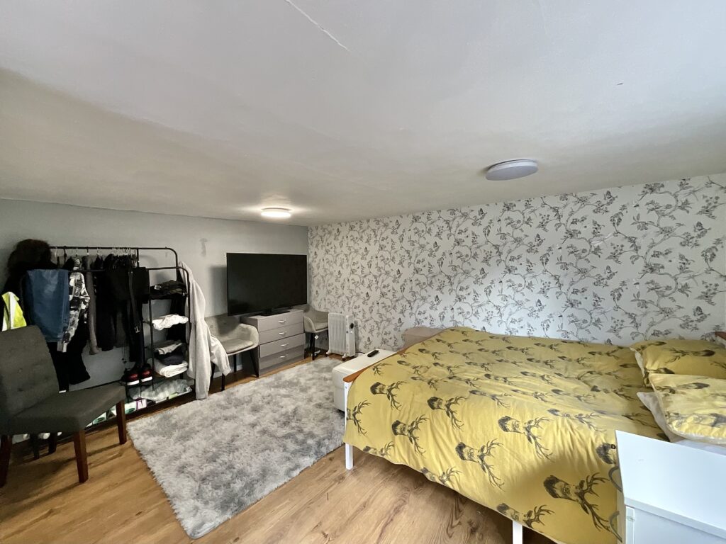 Crossfield Avenue, Blythe Bridge, ST11