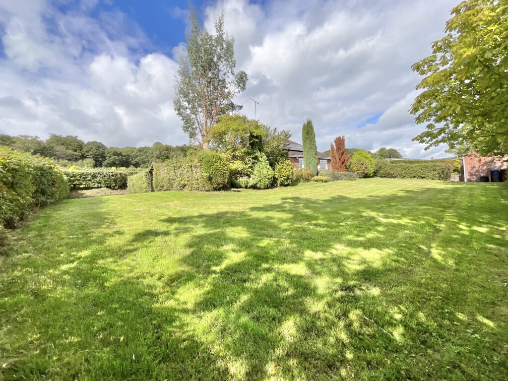 Huntley Lane, Cheadle, ST10