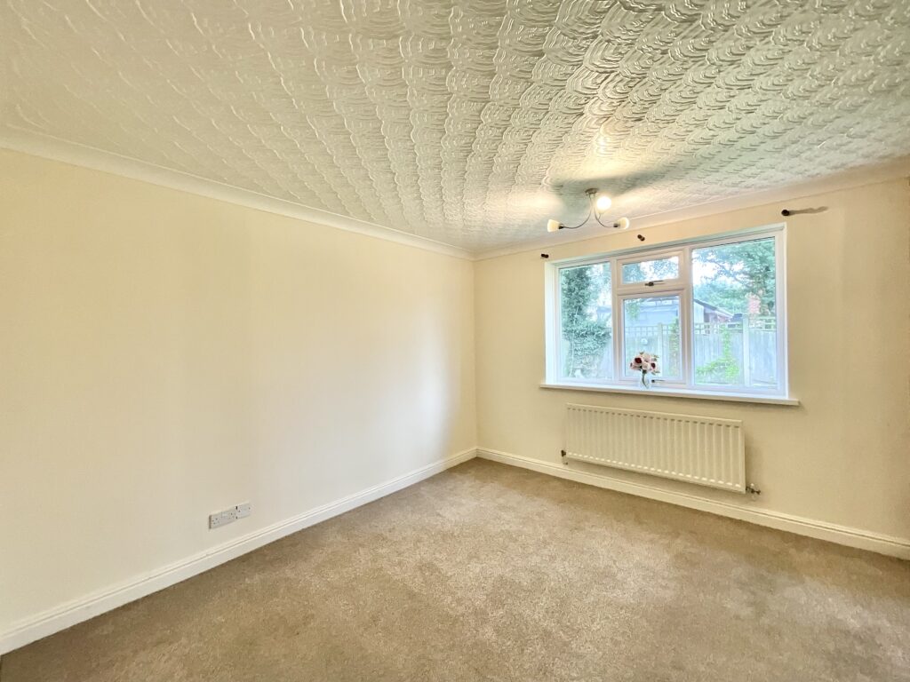 Elm Drive, Cheadle, ST10