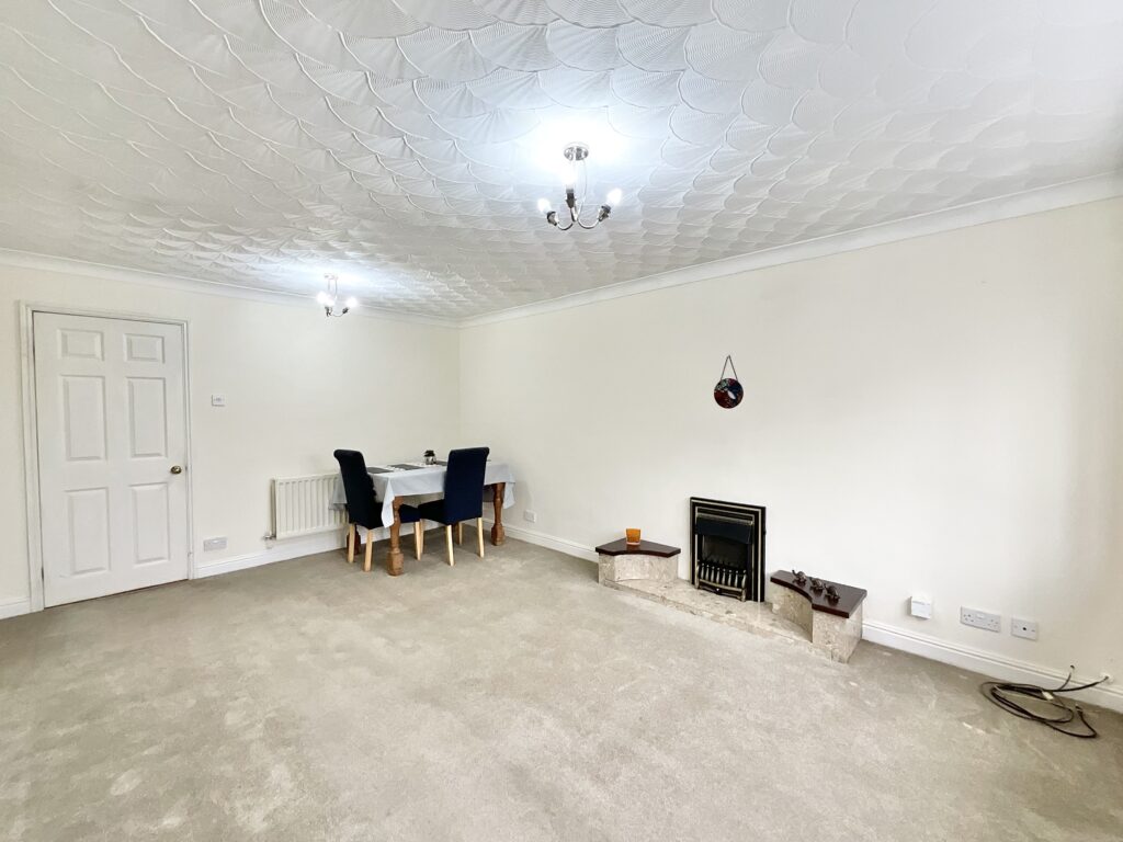 Elm Drive, Cheadle, ST10