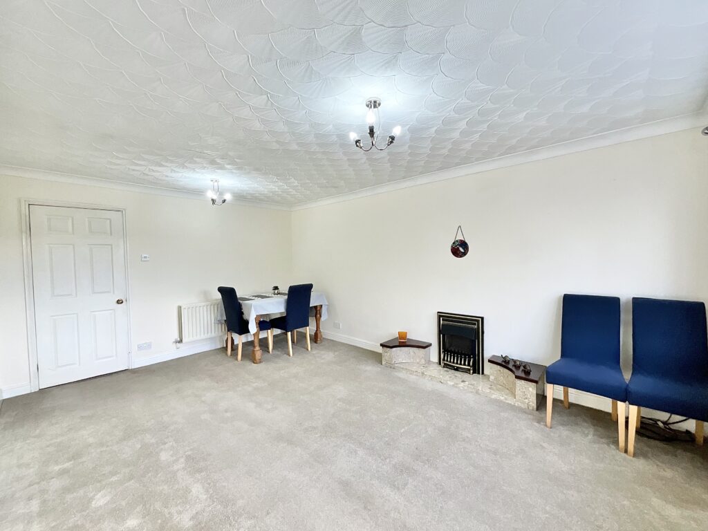 Elm Drive, Cheadle, ST10