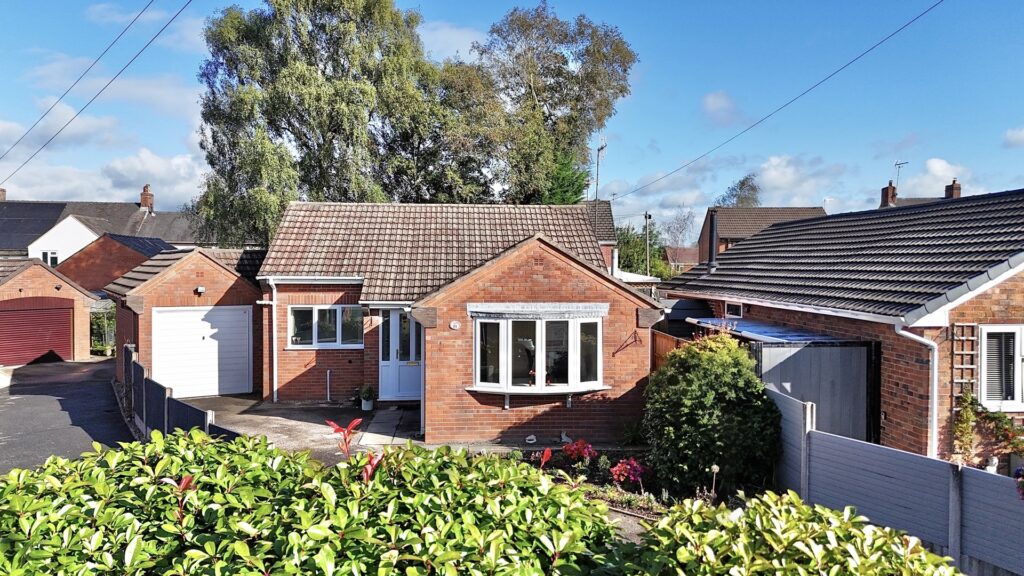Elm Drive, Cheadle, ST10