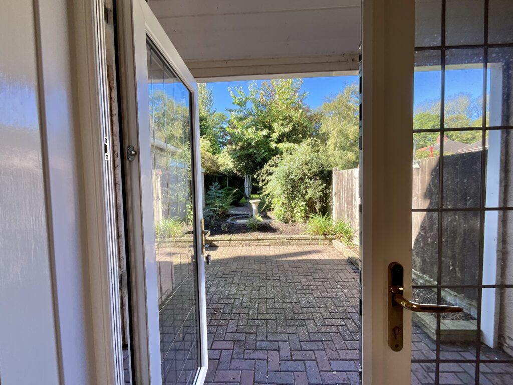 Greenacres Avenue, Blythe Bridge, ST11