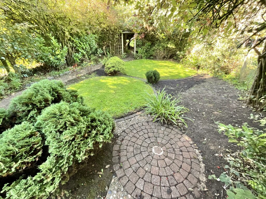 Greenacres Avenue, Blythe Bridge, ST11
