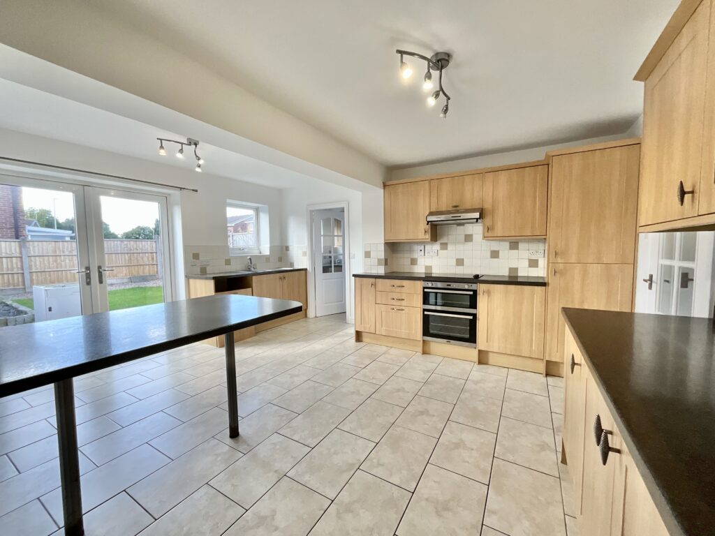Kempton Grove, Cheadle, ST10