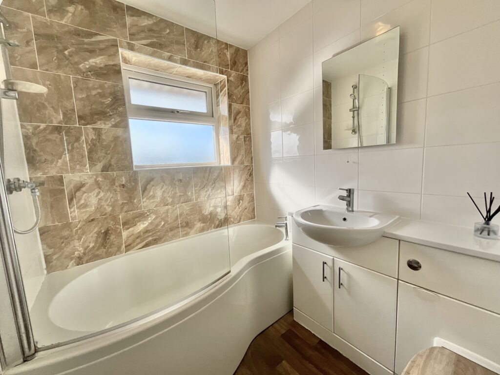Kempton Grove, Cheadle, ST10