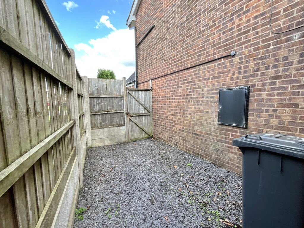 Kempton Grove, Cheadle, ST10