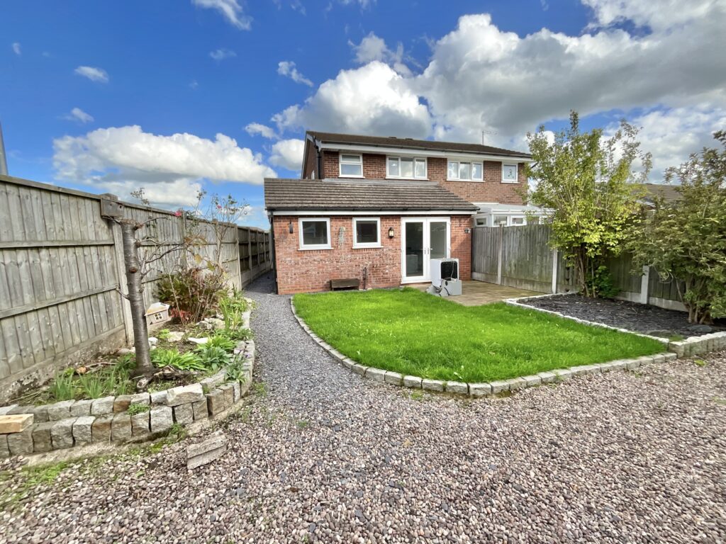 Kempton Grove, Cheadle, ST10