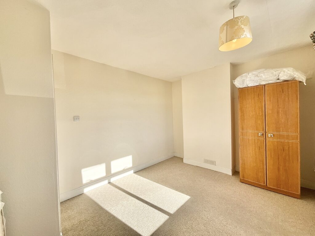 The Avenue, Cheadle, ST10
