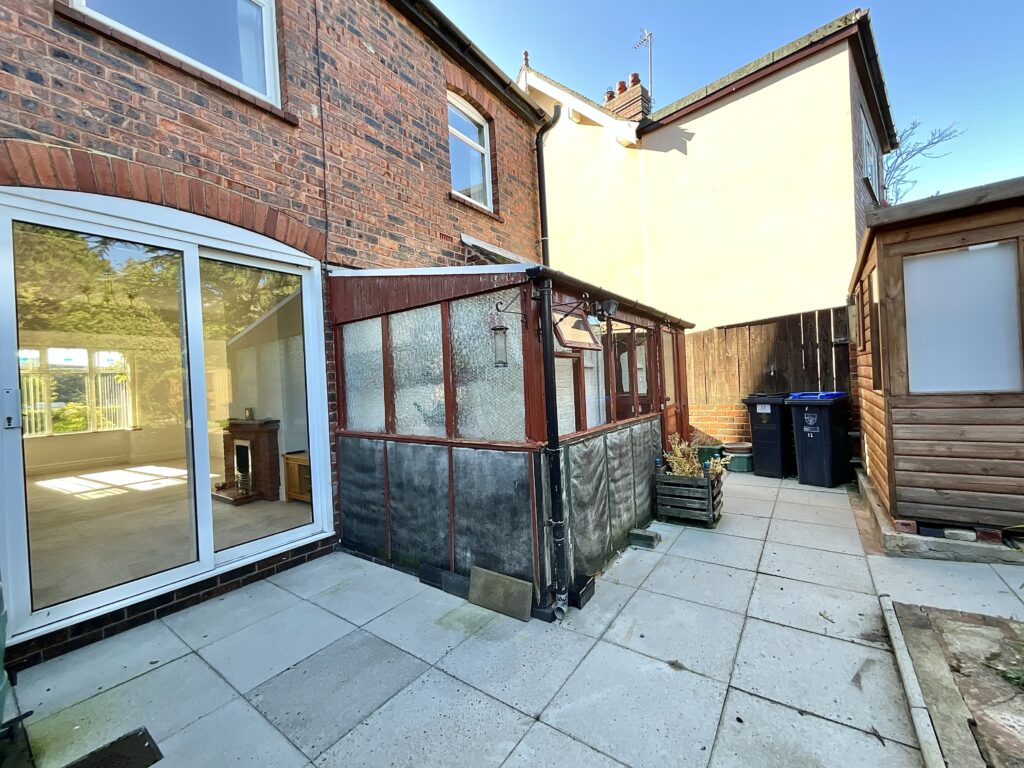 The Avenue, Cheadle, ST10