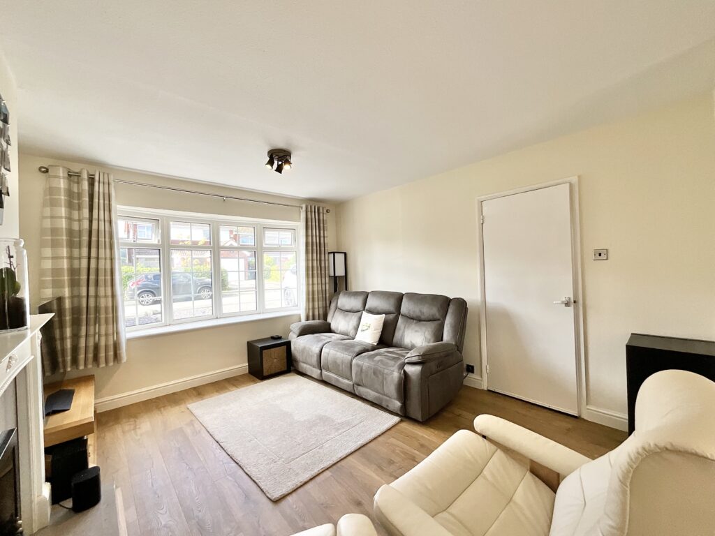 Aynsley Close, Cheadle, ST10