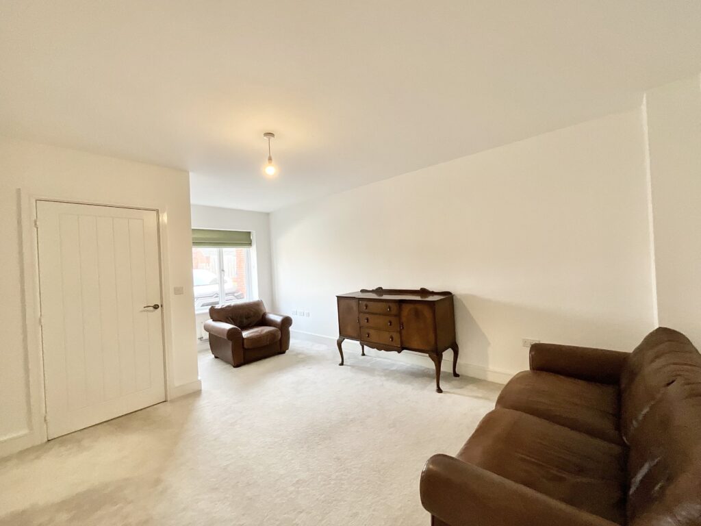 Pugin Road, Bramshall, ST14