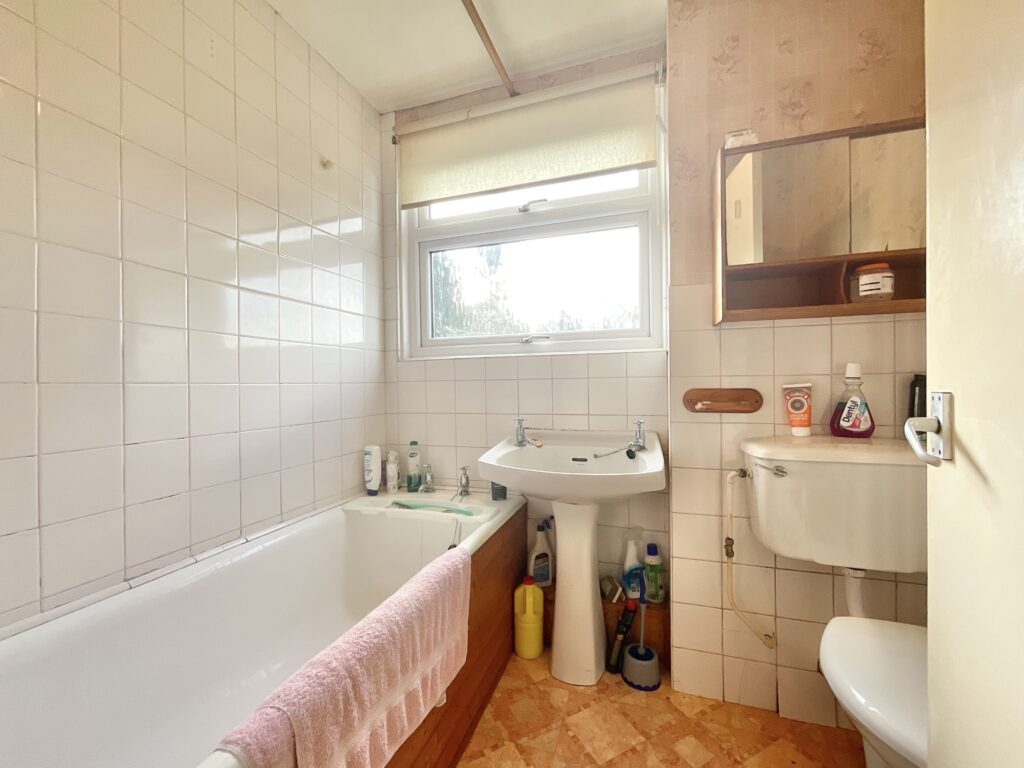 Cameron Avenue, Shavington, CW2