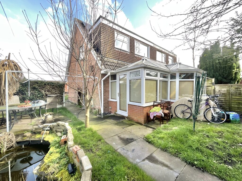 Cameron Avenue, Shavington, CW2