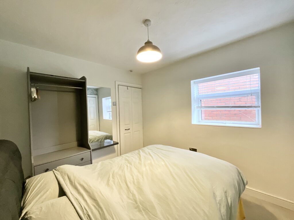 Queen Street, Cheadle, ST10