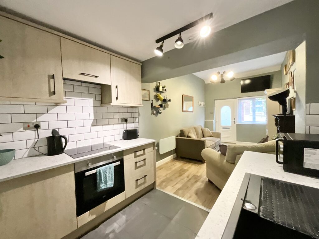 Queen Street, Cheadle, ST10