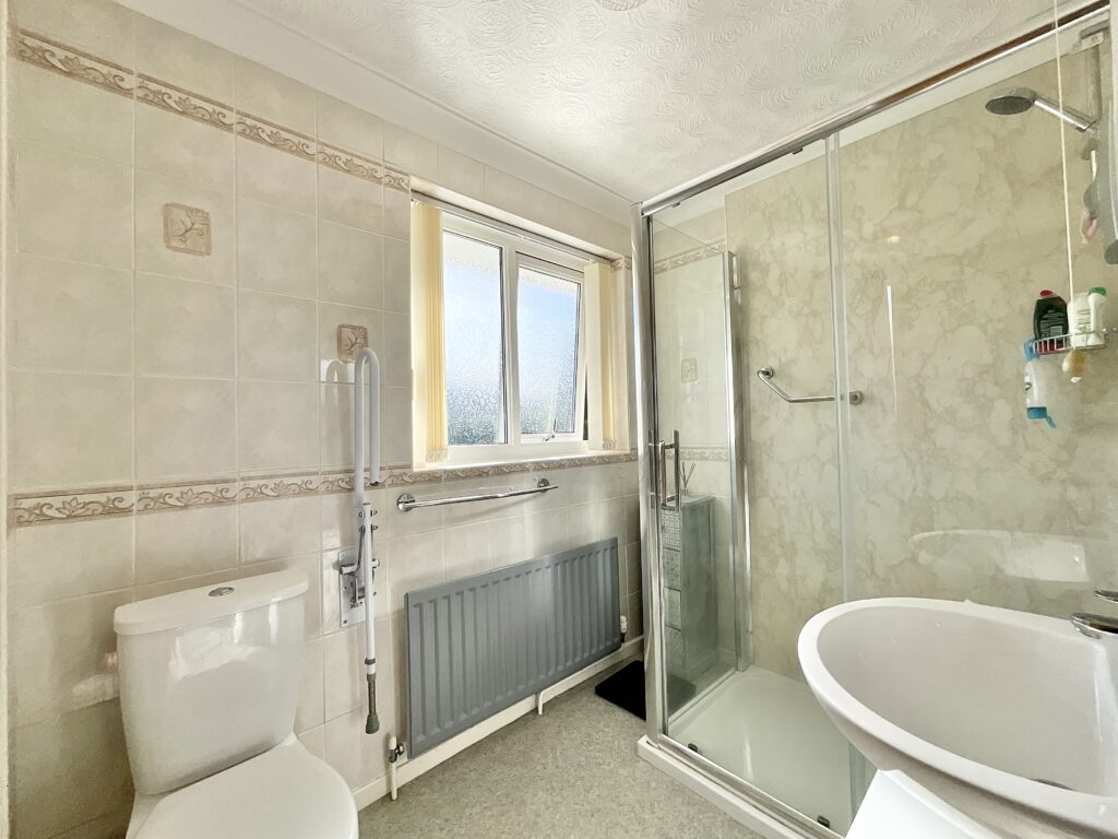 Tamar Grove, Cheadle, ST10