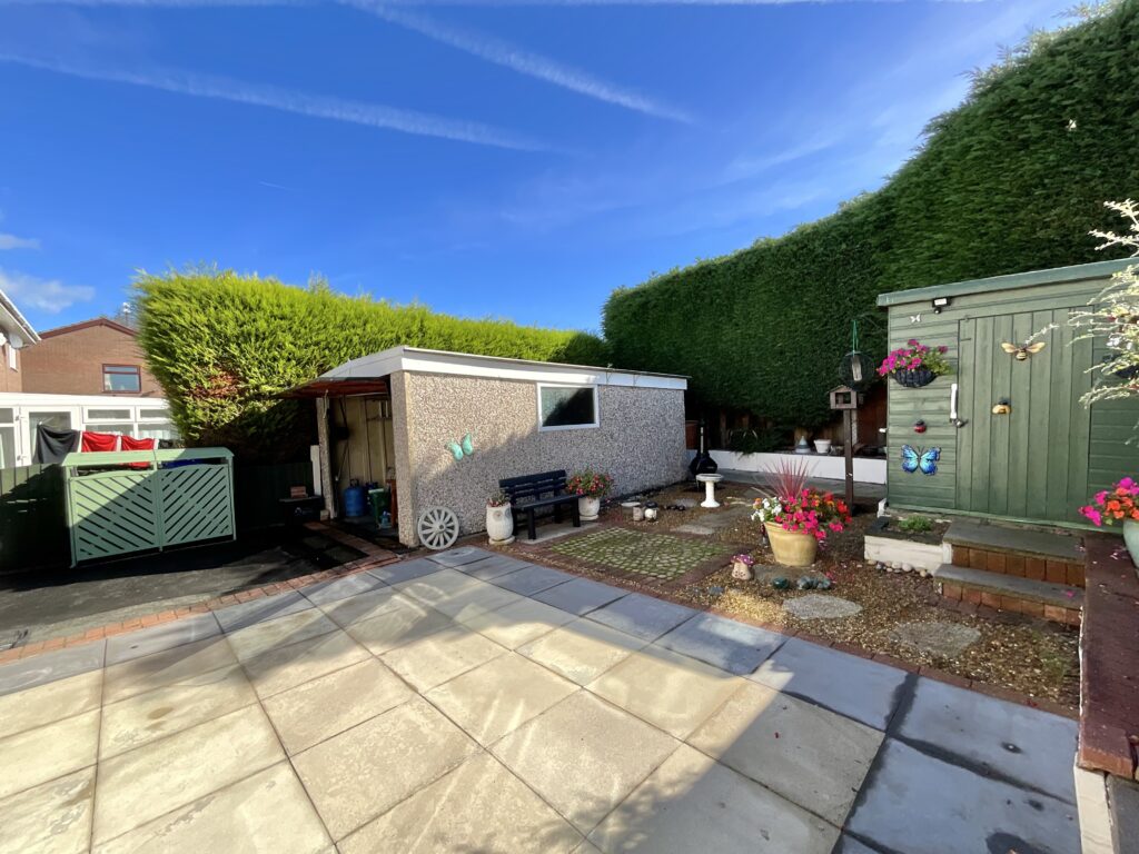 Tamar Grove, Cheadle, ST10