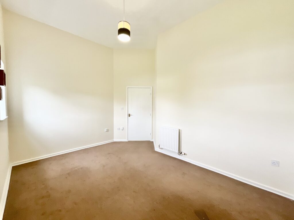 Millers Gate, Stone, ST15